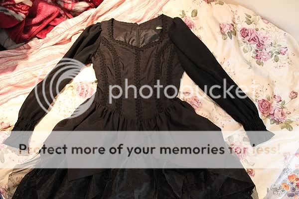 http://i763.photobucket.com/albums/xx274/fairysweetlily/IMG_1331.jpg