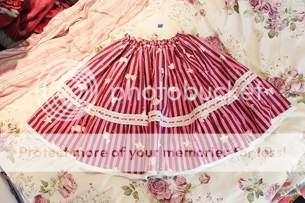 http://i763.photobucket.com/albums/xx274/fairysweetlily/IMG_1375.jpg