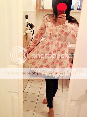 http://i763.photobucket.com/albums/xx274/fairysweetlily/SSPX3595.jpg?t=1318009353